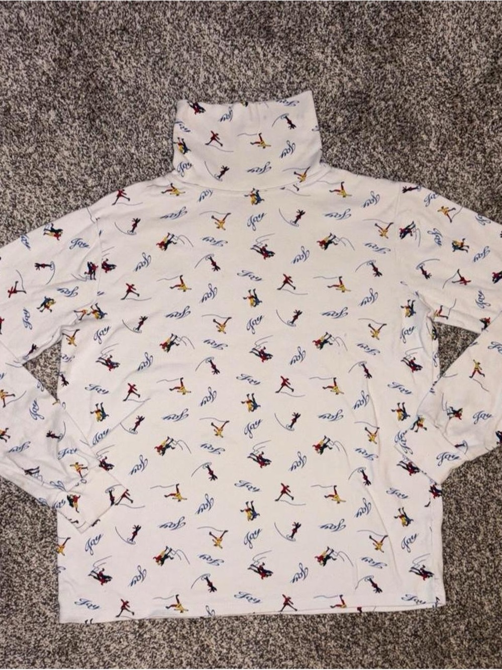 Vintage 90s white turtleneck top with winter design